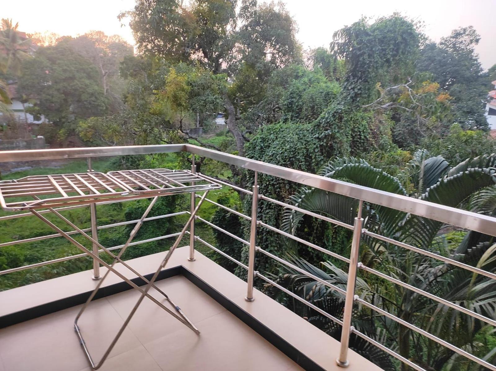Ivy Retreat- Serviced Apartments บากา ภายนอก รูปภาพ